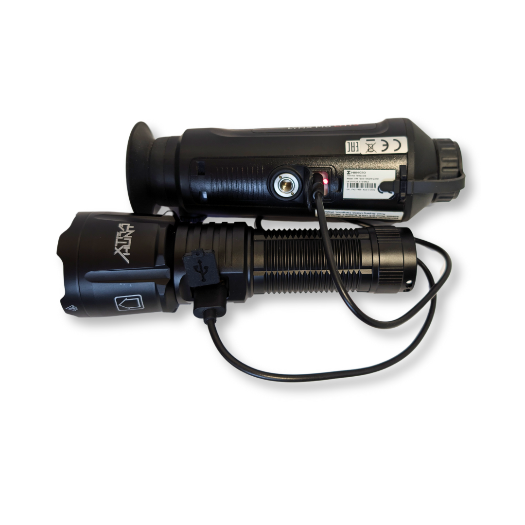 Xtrahunt Titan Power Torch – kraftfull 30W jaktficklampa med OLED